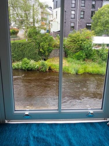 Riverbank Bed and Breakfast Hotel in Treflys