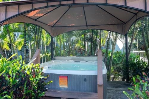 Hale Moana, Unit #110 Kona Islander Inn Hotel in Holualoa