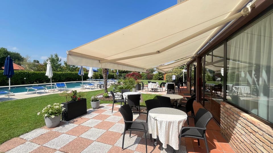 Hotel Bolero Hotel in Sirmione