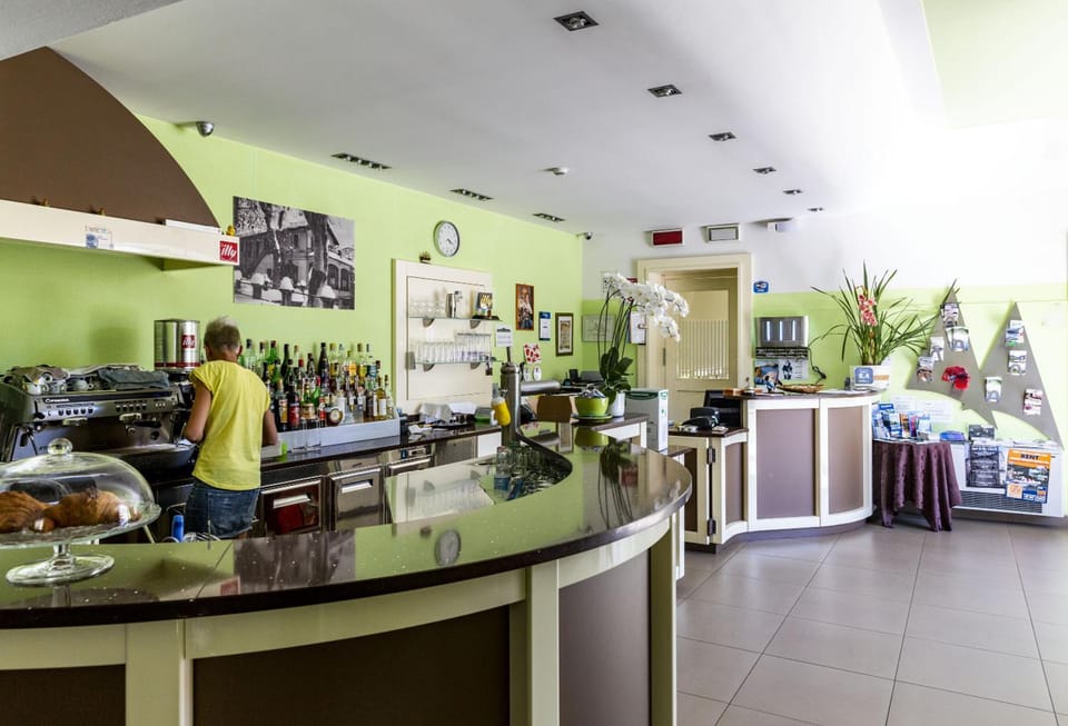 Hotel Lauro Hotel in Colico