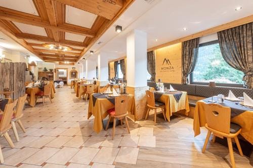 Monza Dolomites Hotel Hotel in Moena