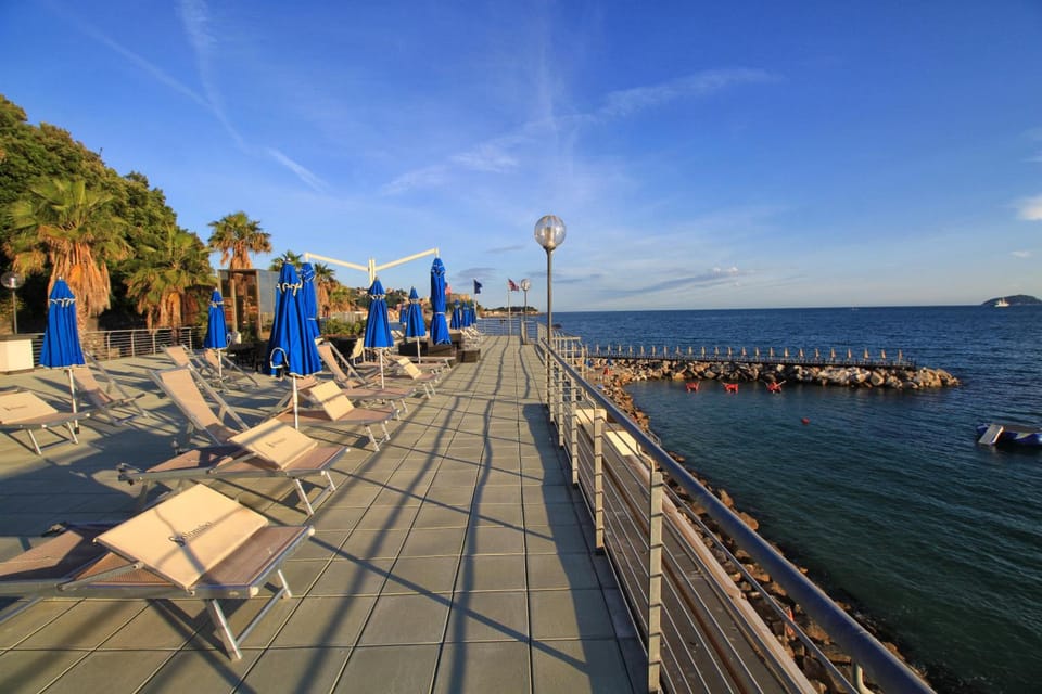 Hotel San Terenzo Hotel in Lerici