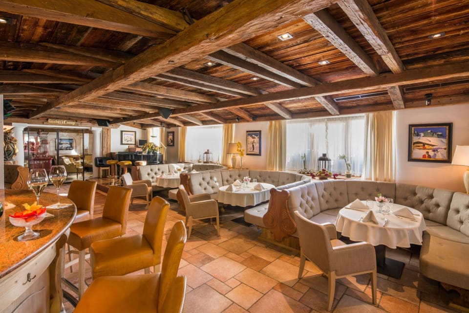 Hotel Sassongher - Preferred Hotels & Resort Hotel in Corvara