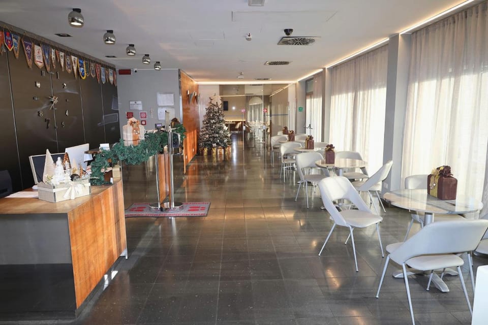 One Hotel & Restaurant Hotel in Lombardy