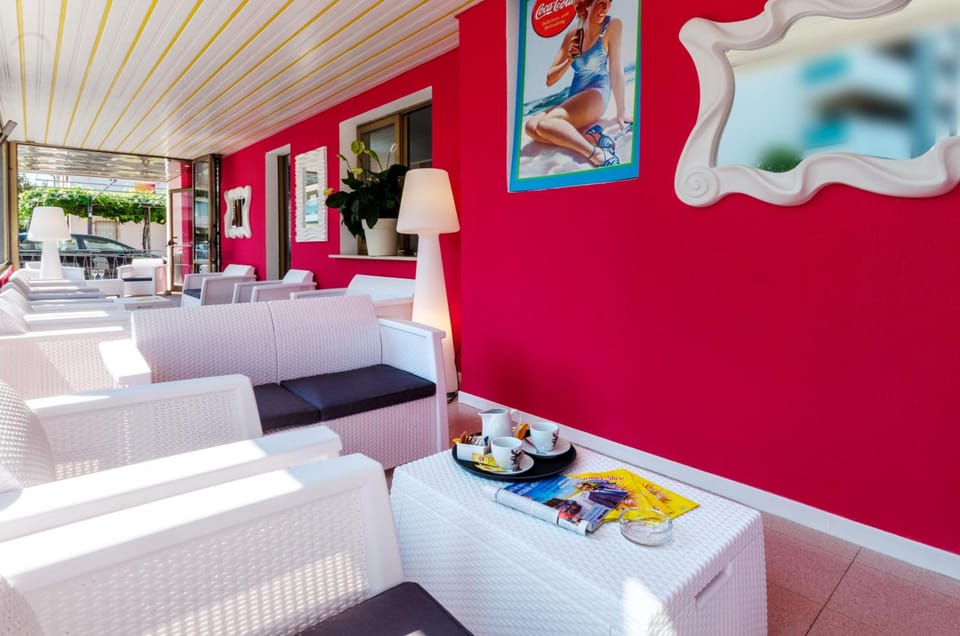Shared lounge/TV area