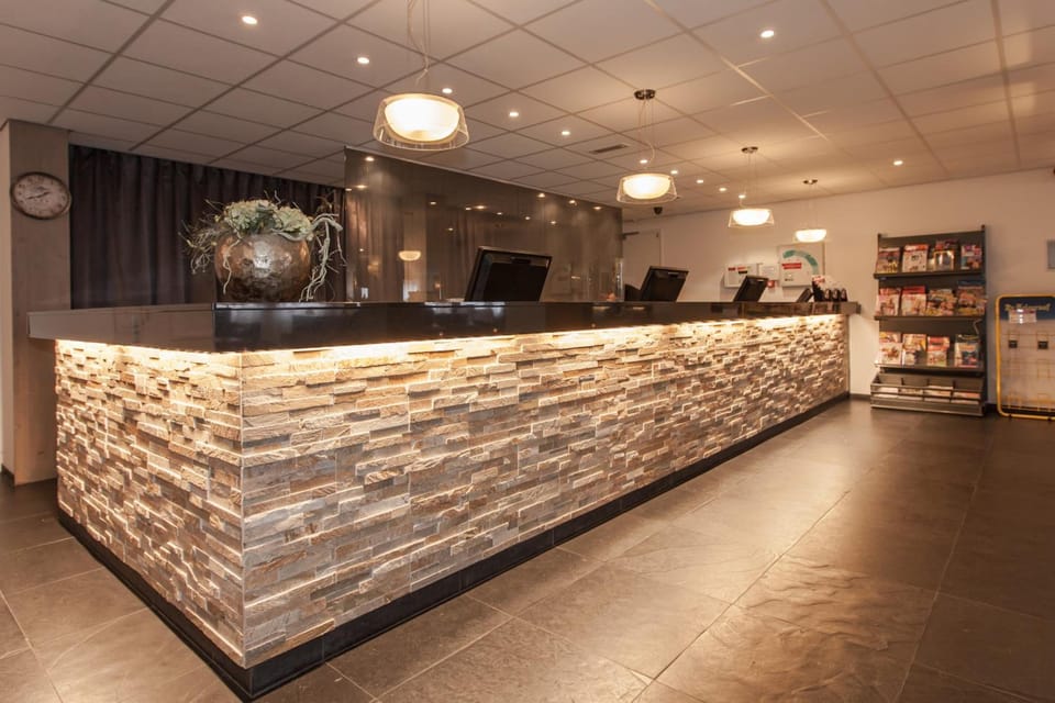 Hotel De Bonte Wever Assen Hotel in Drenthe (province)