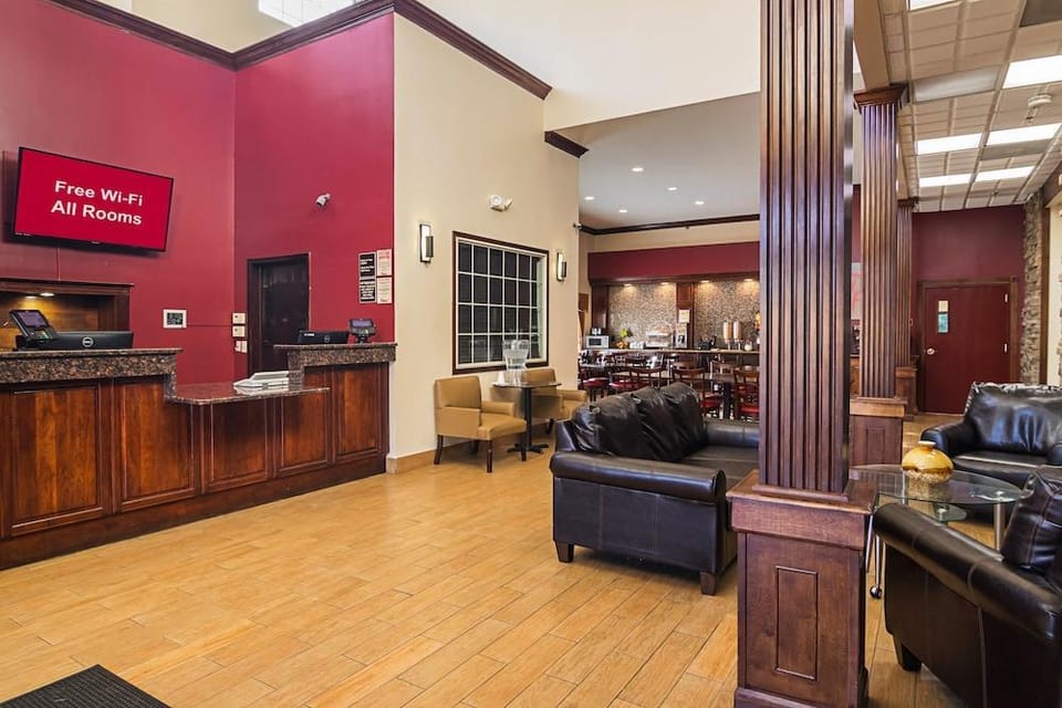 Best Western Palace Inn Hotel in Orion Township