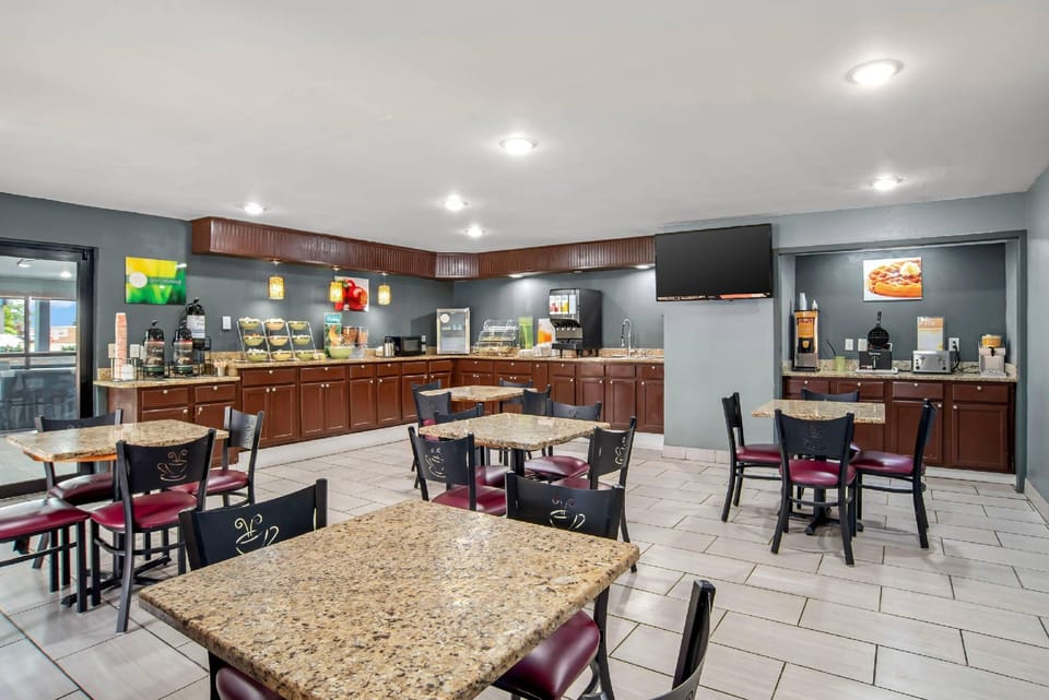 Quality Inn Indianola Hotel in Mississippi