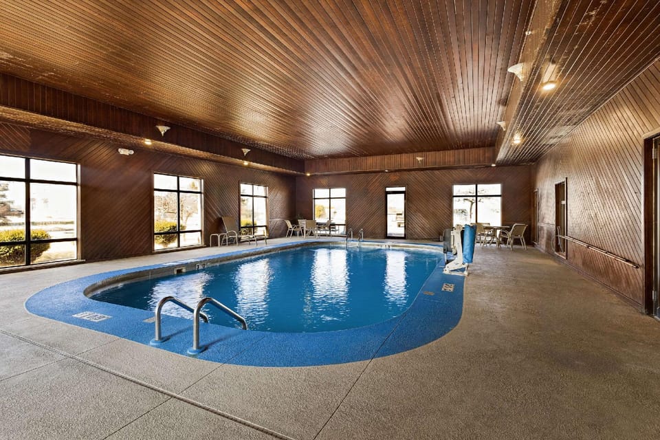 Comfort Inn Huntington Near University Hotel in Indiana