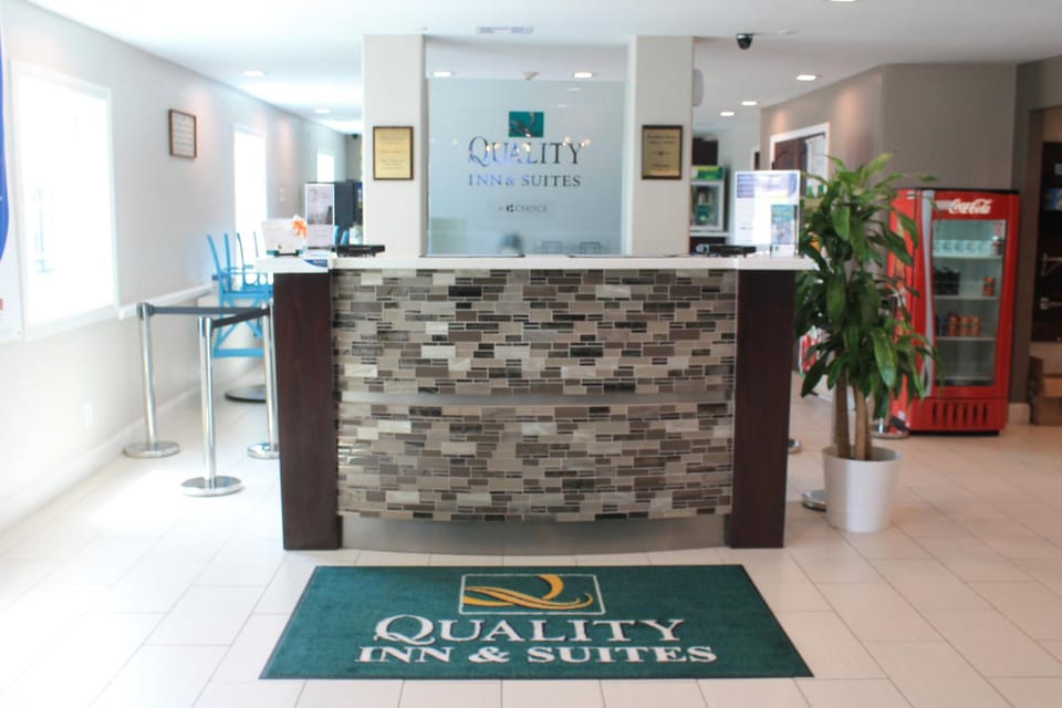 Quality Inn & Suites Port Arthur - Nederland Hotel in Port Arthur