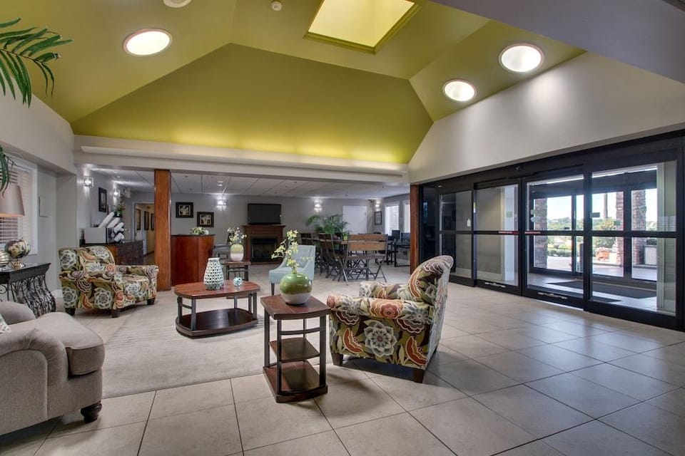 Wingfield Inn & Suites Hotel in Elizabethtown