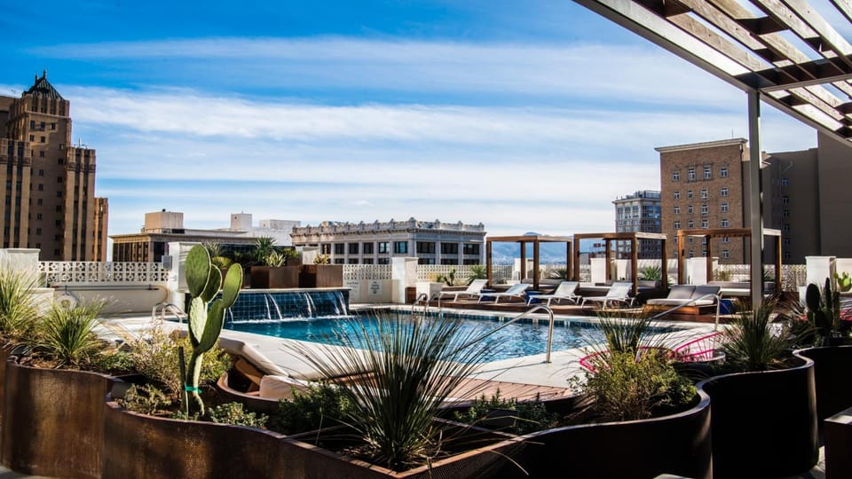 Swimming pool