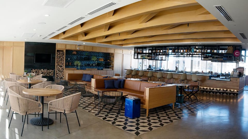 Bar/lounge