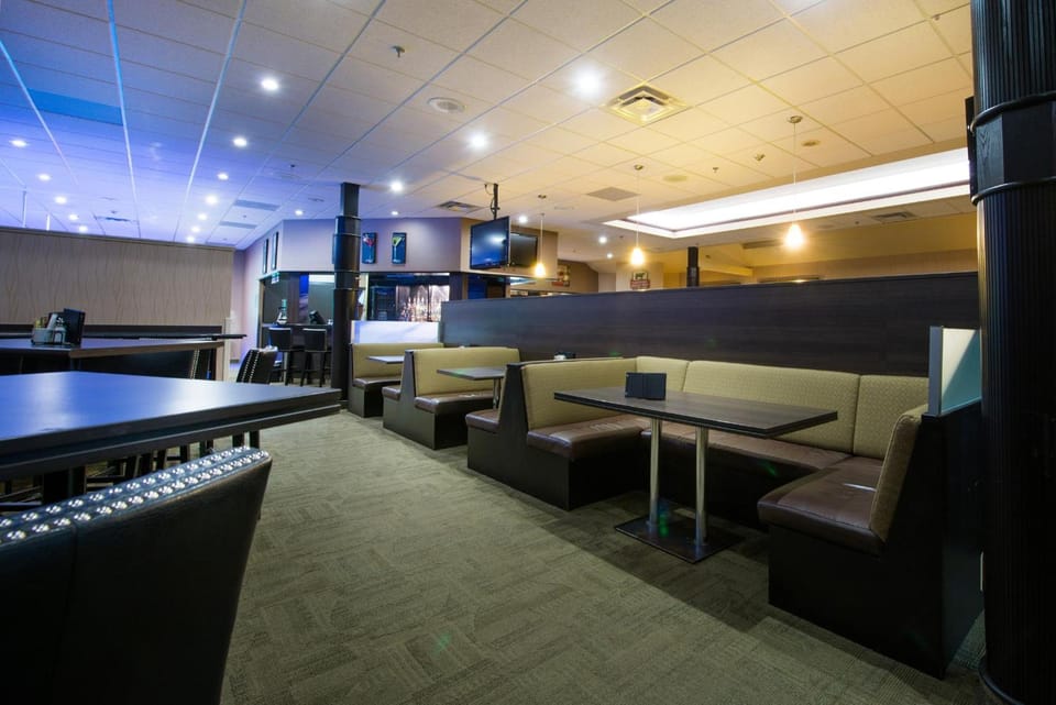 Victoria Inn Hotel & Convention Centre Brandon Hotel in Brandon
