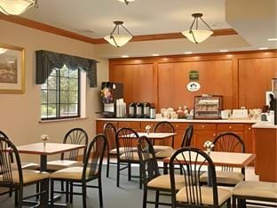 Super 8 By Wyndham South Bend Hotel in South Bend
