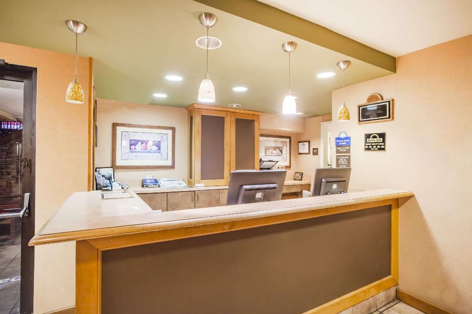 Days Inn by Wyndham San Antonio Alamo/Riverwalk Hotel in San Antonio