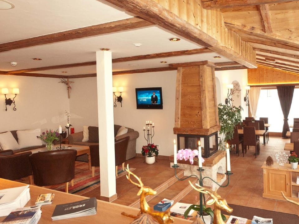 Waldpark Hotel Garni Hotel in Canton of Grisons