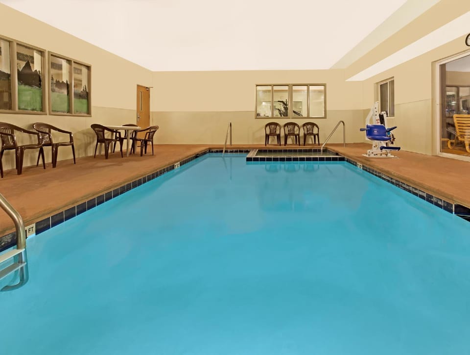 Days Inn & Suites by Wyndham Castle Rock Hotel in Castle Rock