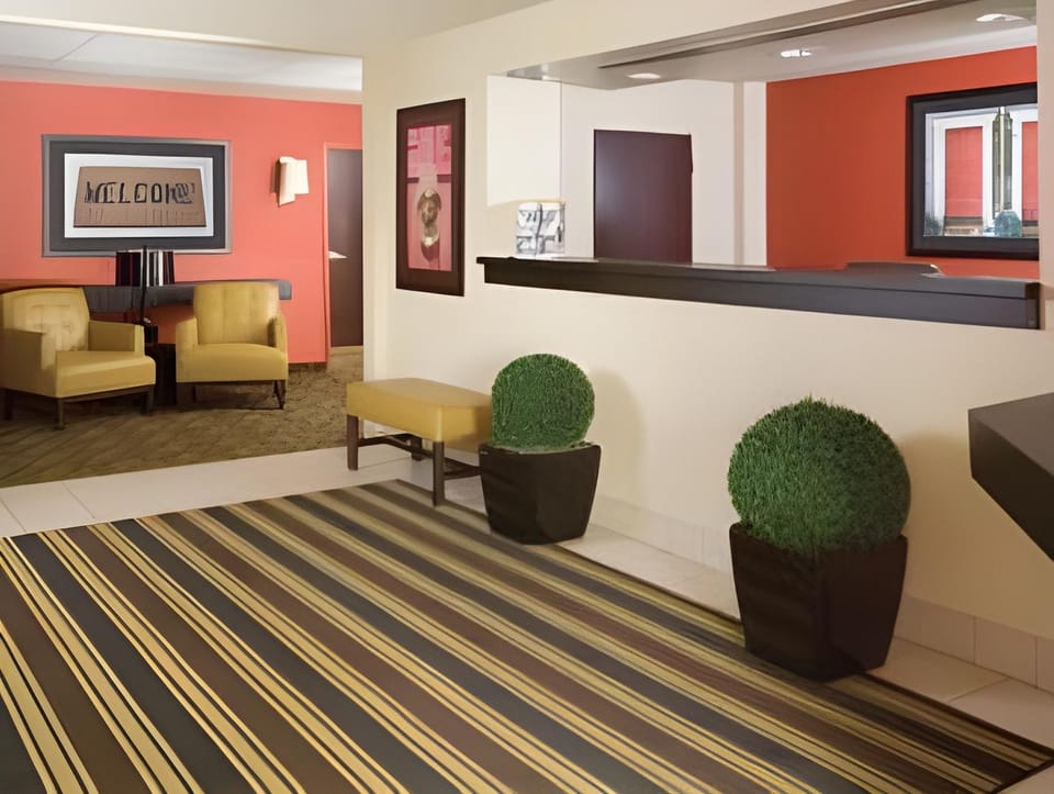Studio 6 Extended stay Indianapolis, IN - North Carmel Hotel in Carmel