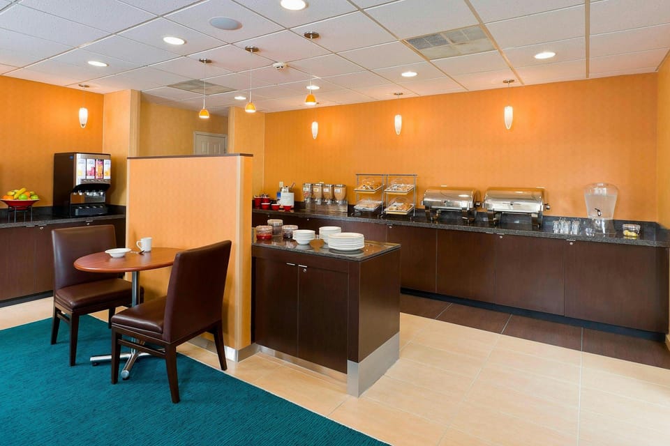 Residence Inn by Marriott Canton Hotel in North Canton