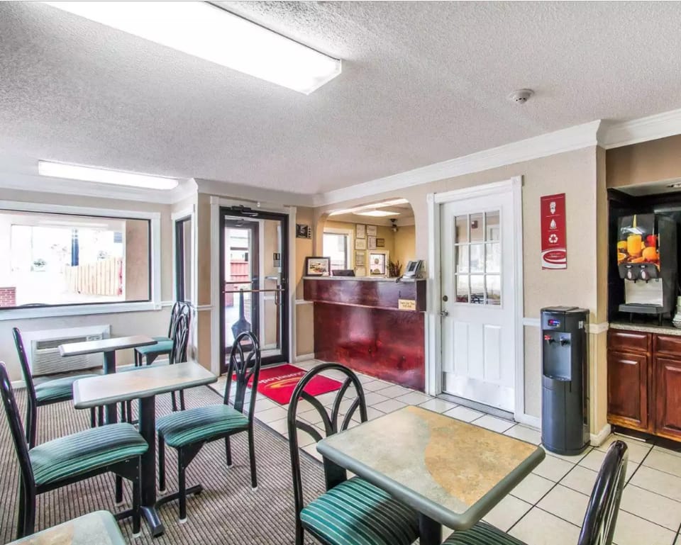Econo Lodge Richmond Hill Hotel in Richmond Hill