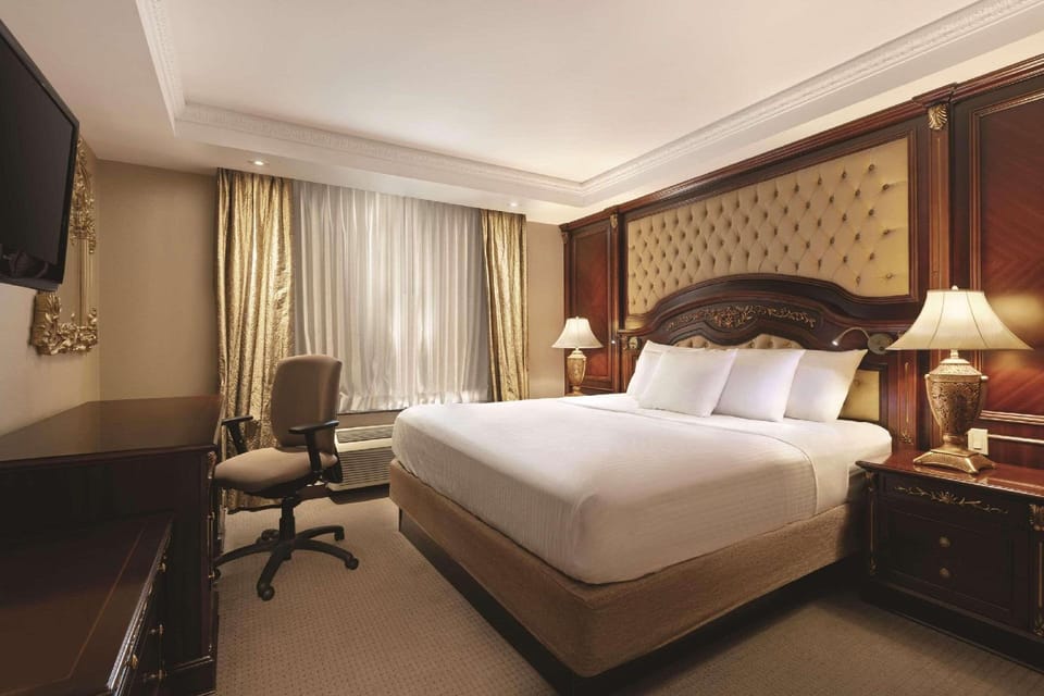 Suite room