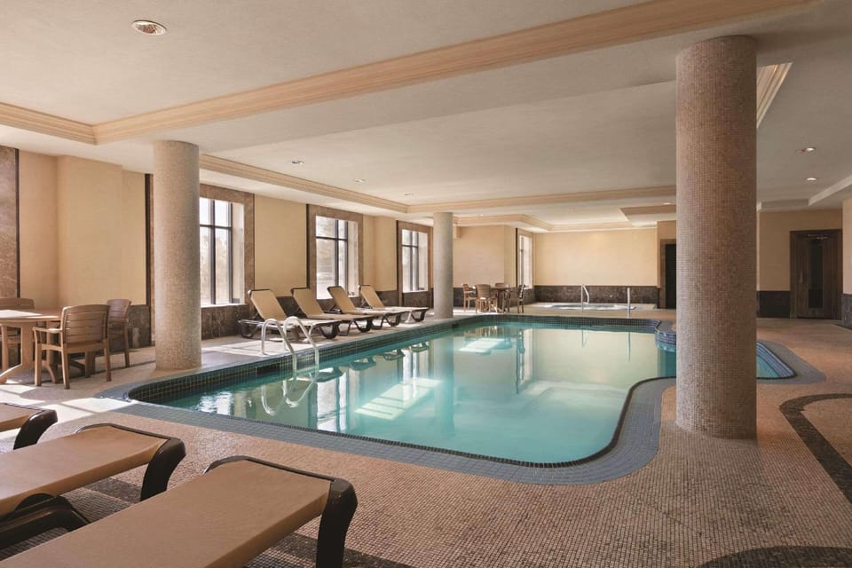 Swimming pool