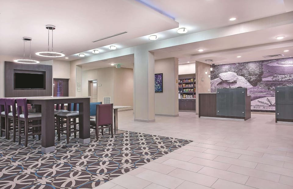 La Quinta Inn & Suites by Wyndham Chattanooga - Lookout Mtn Hotel in Chattanooga
