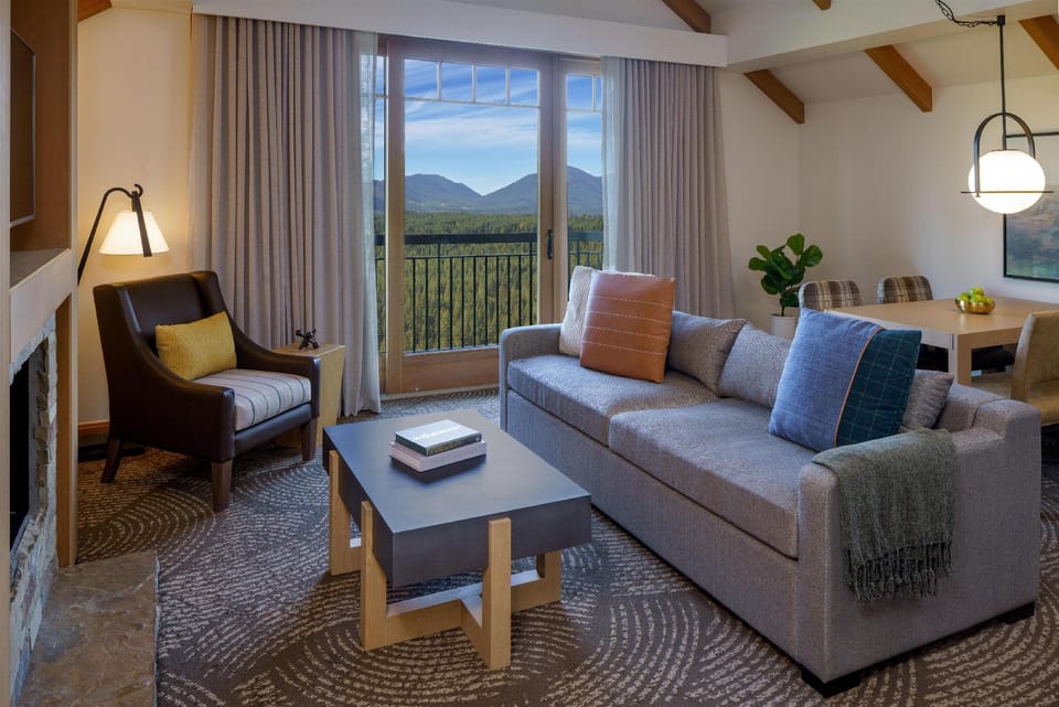 Suite room
