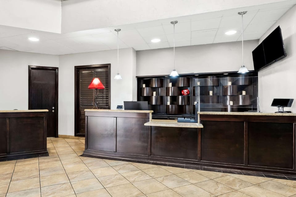 SureStay Plus by Best Western Lubbock Medical Center Hotel in Lubbock