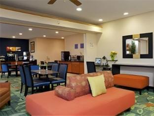 Residence Inn by Marriott Lansing West Hotel in Lansing