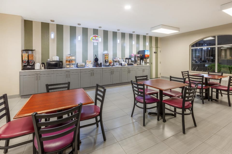 Baymont by Wyndham La Grange KY Southeast Hotel in Indiana