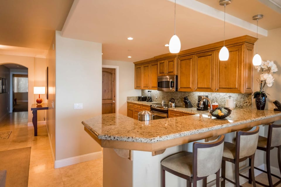 Dolphin Bay Resort and Spa Resort in Pismo Beach