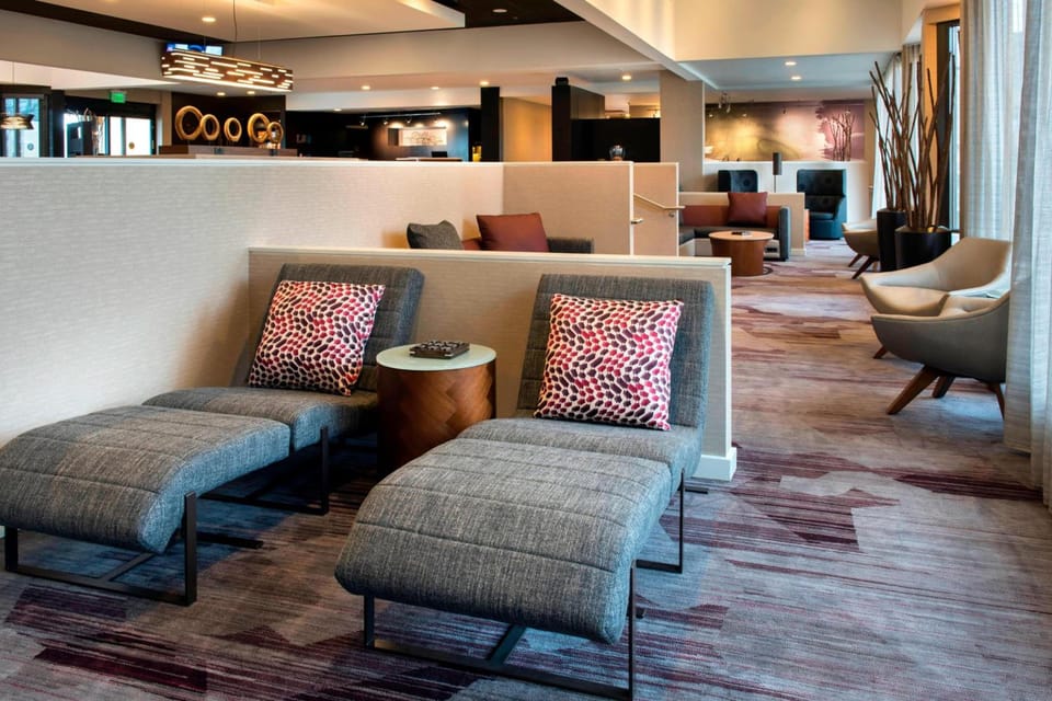 Courtyard by Marriott Chicago Naperville Hotel in Naperville