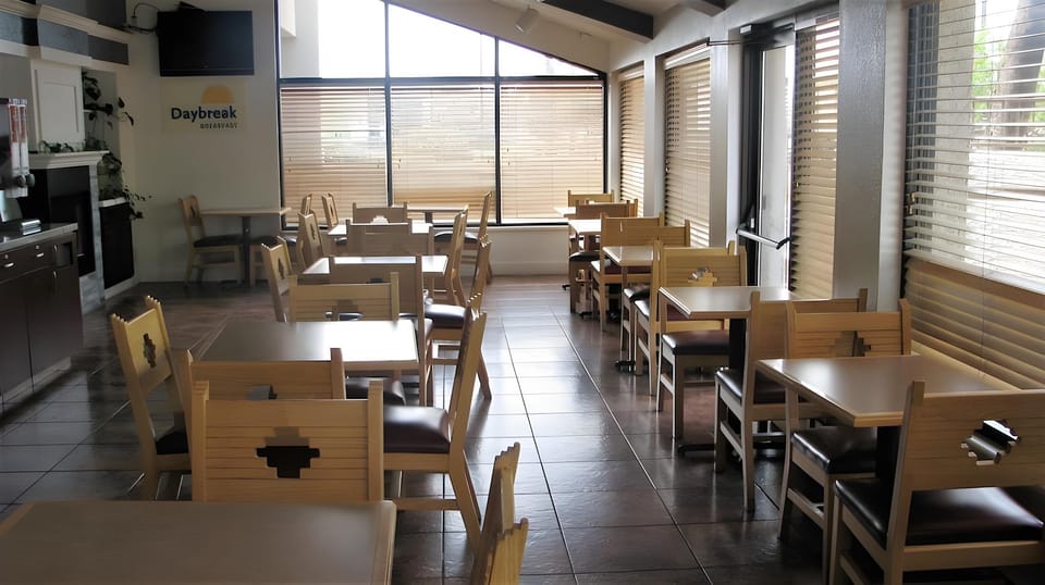 Motel 6 Tempe, AZ – Elliot Road Hotel in Tempe