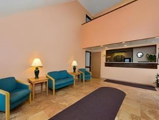 Super 8 By Wyndham Sun Prairie/Madison E Hotel in Wisconsin