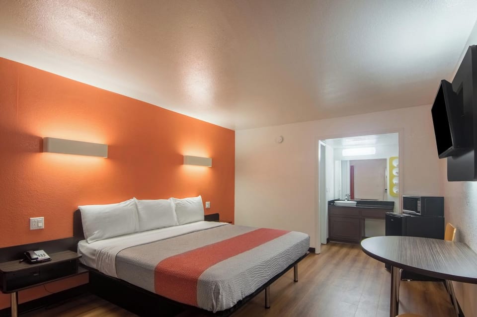Motel 6 Paris, TX Hotel in Paris