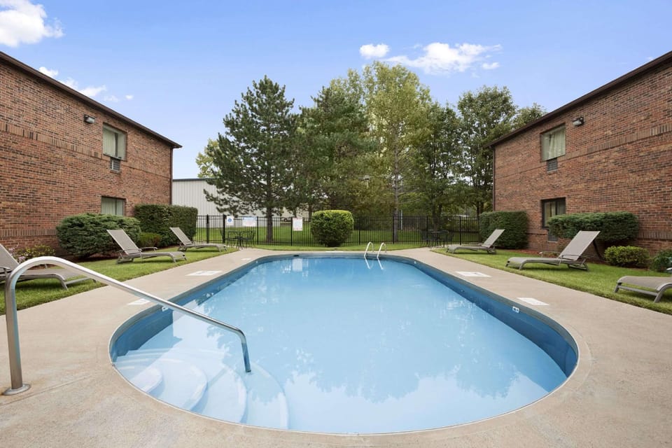 Days Inn by Wyndham Middletown Hotel in Ohio