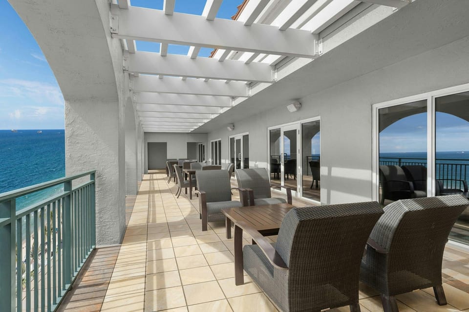 Marriott's BeachPlace Towers Hotel in Fort Lauderdale