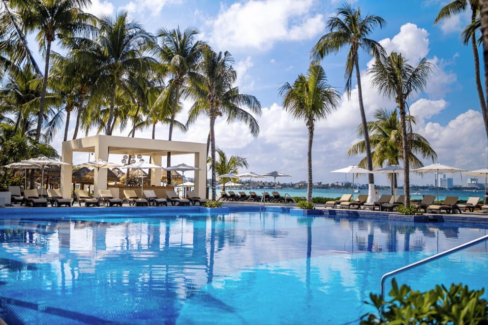 Dreams Sands Cancun Resort & Spa - All Inclusive Resort in Cancun