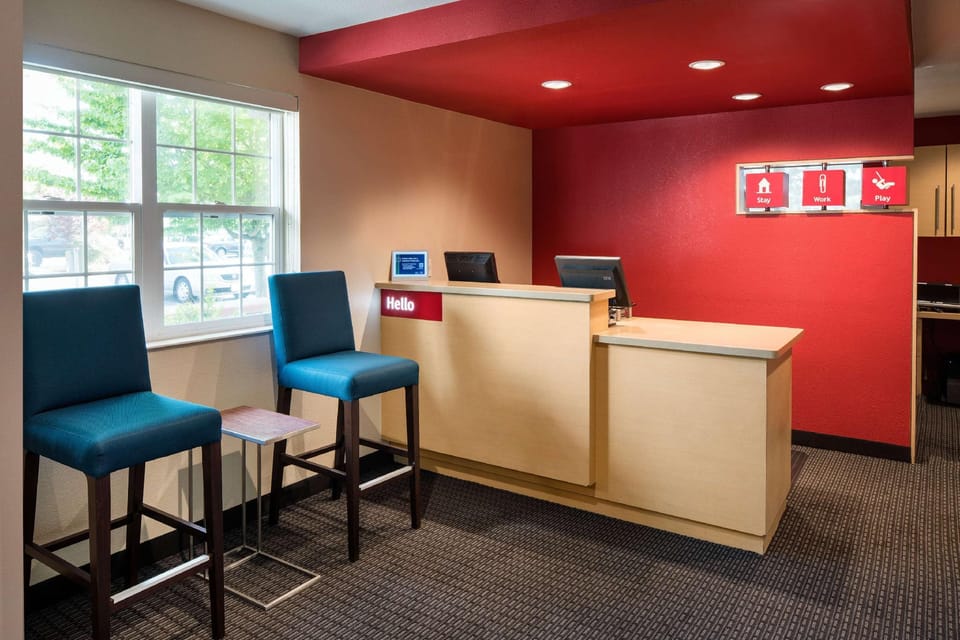 Sonesta Simply Suites Seattle Renton Hotel in Renton