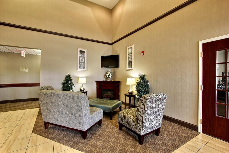 Magnolia Inn and Suites Pooler Hotel in Pooler