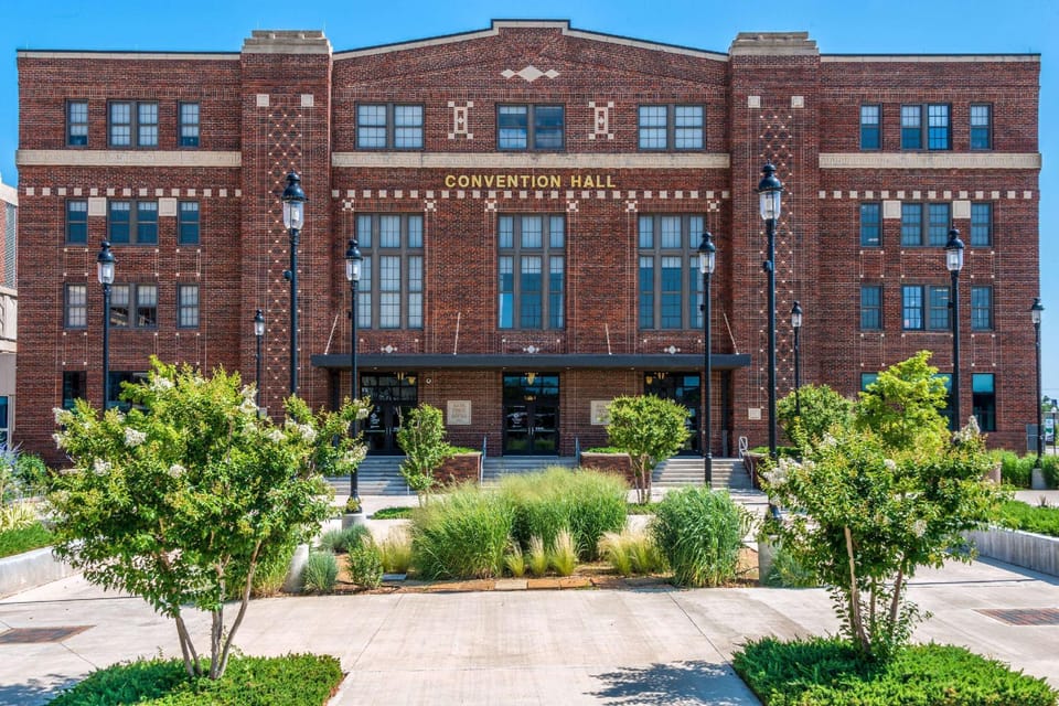 Super 8 By Wyndham Enid Hotel in Enid