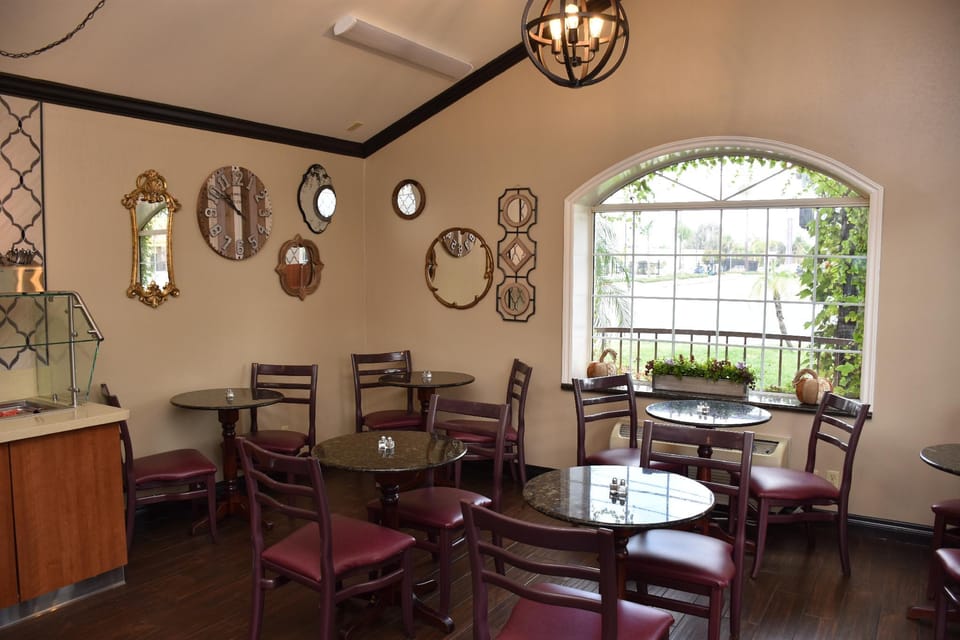 Dynasty Suites Redlands Hotel in Redlands