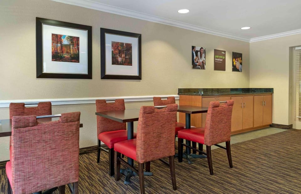 Extended Stay America Suites - Detroit - Novi - Orchard Hill Place Hotel in Novi