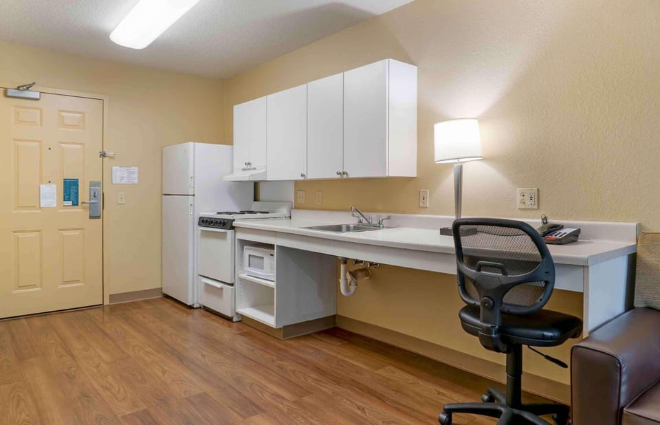 Extended Stay America Suites - Detroit - Novi - Orchard Hill Place Hotel in Novi