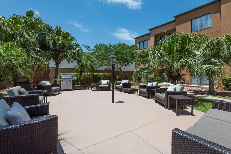Courtyard by Marriott Harlingen Hotel in Harlingen