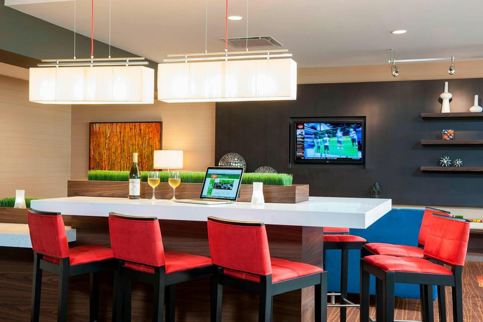 Courtyard by Marriott Peoria Downtown Hotel in East Peoria