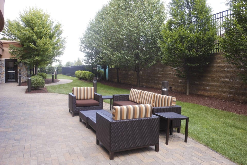 Courtyard by Marriott Pittsburgh Monroeville Hotel in Monroeville