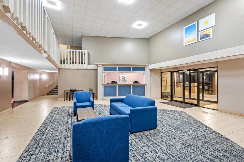 Quality Inn West Des Moines - Clive Hotel in West Des Moines
